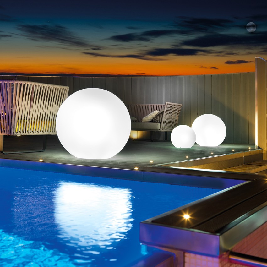 Lampe flottante design pour piscine extérieure Slide Acquaglobo