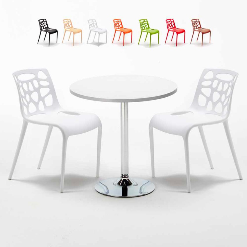 Table blanche ronde 70x70cm 2 Chaises colorées intérieur bar café Gelateria Long Island Remises Table blanche ronde 70x70cm 2 Chaises colorées intérieur bar café Gelateria Long Island Remises