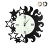 Handgemaakte metalen wandklok rond zon en sterren Ceart Verkoop