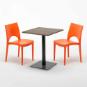 Table carrée 60x60 pied noir et plateau bois avec 2 chaises colorées Paris Kiss Caractéristiques