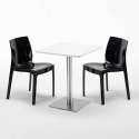 Table carrée 60x60 plateau blanc avec 2 chaises colorées Ice Hazelnut 