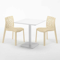 Vierkante salontafel wit 60x60 cm en 2 gekleurde stoelen Gruvyer Meringue 