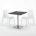 Table carrée noire 70x70 avec 2 chaises colorées Gruvyer Rum Raisin 