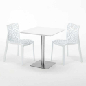 Vierkante salontafel wit 60x60 cm en 2 gekleurde stoelen Gruyver Strawberry 