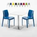 Vierkante salontafel wit 60x60 cm en 2 gekleurde stoelen Ice Strawberry Aanbieding
