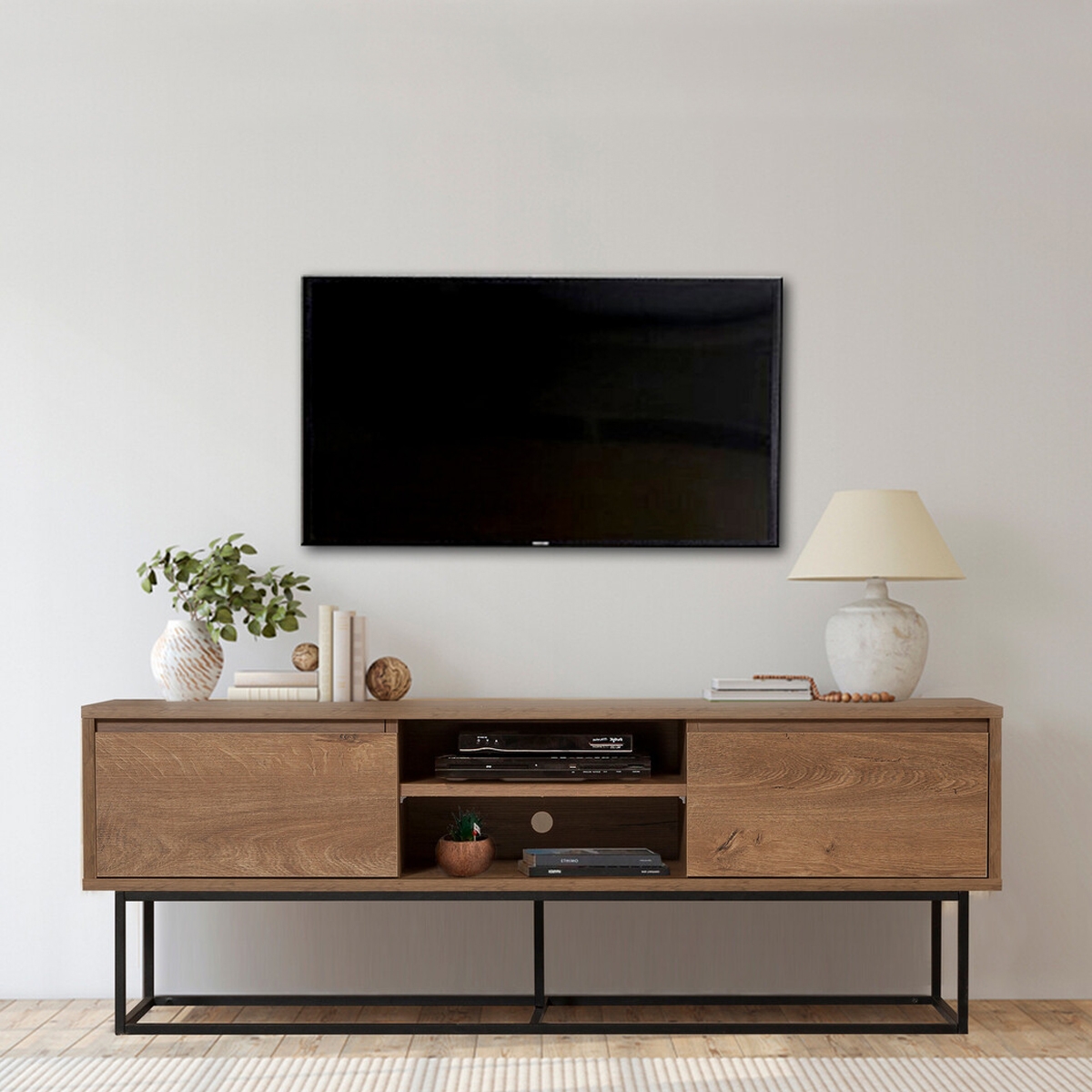 Industrieel modern TV-meubel 140x40x50cm van hout en metaal Rodez Aanbieding Industrieel modern TV-meubel 140x40x50cm van hout en metaal Rodez Aanbieding