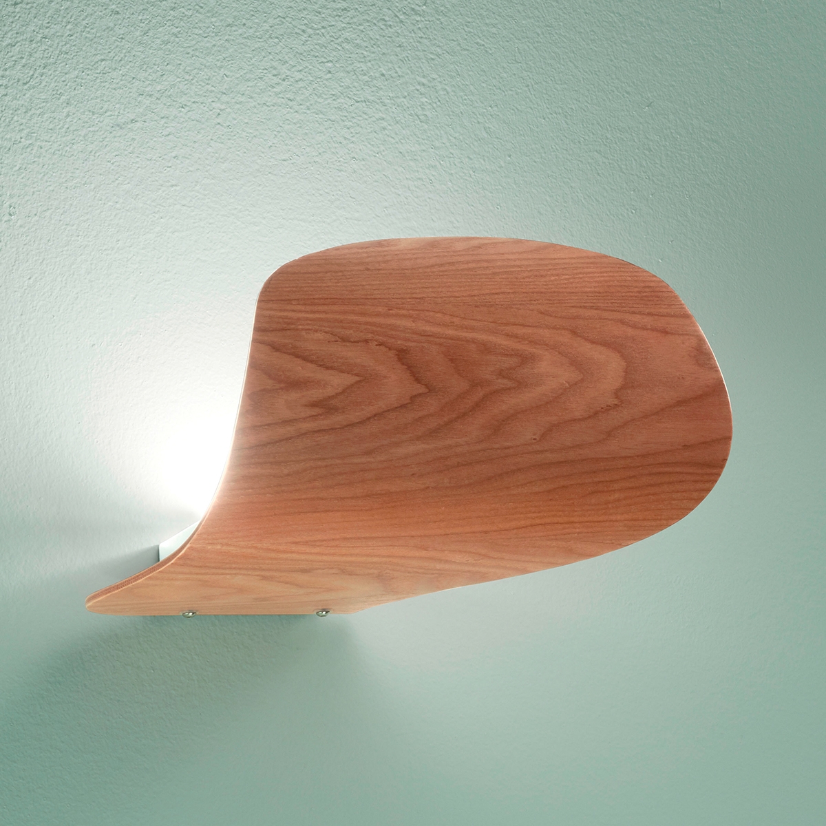 Moderne LED-wandlamp in hout en metaal Pevero-P Aanbieding Moderne LED-wandlamp in hout en metaal Pevero-P Aanbieding