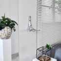 Moderne wandsculptuur duiker in hars met metaal-effect Veda-M Karakteristieken