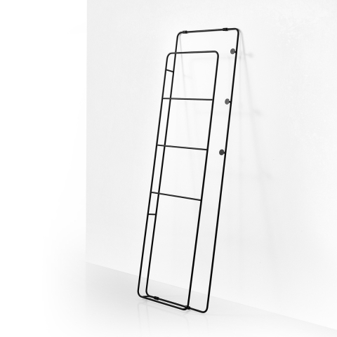 Kapstok in laddervorm zwart modern design Ukon Aanbieding
