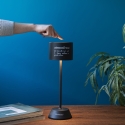 Lampe de table LED noire tactile rechargeable et réglable Victionary Vente