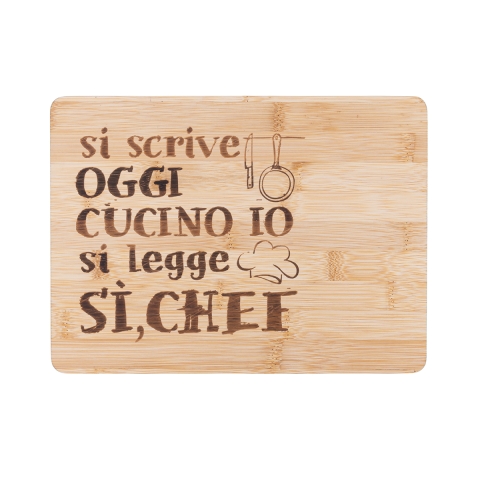 Planche à découper en bois 27x20 cm "Aujourd'hui, c'est moi qui cuisine, mais on dit Oui Chef" Promotion