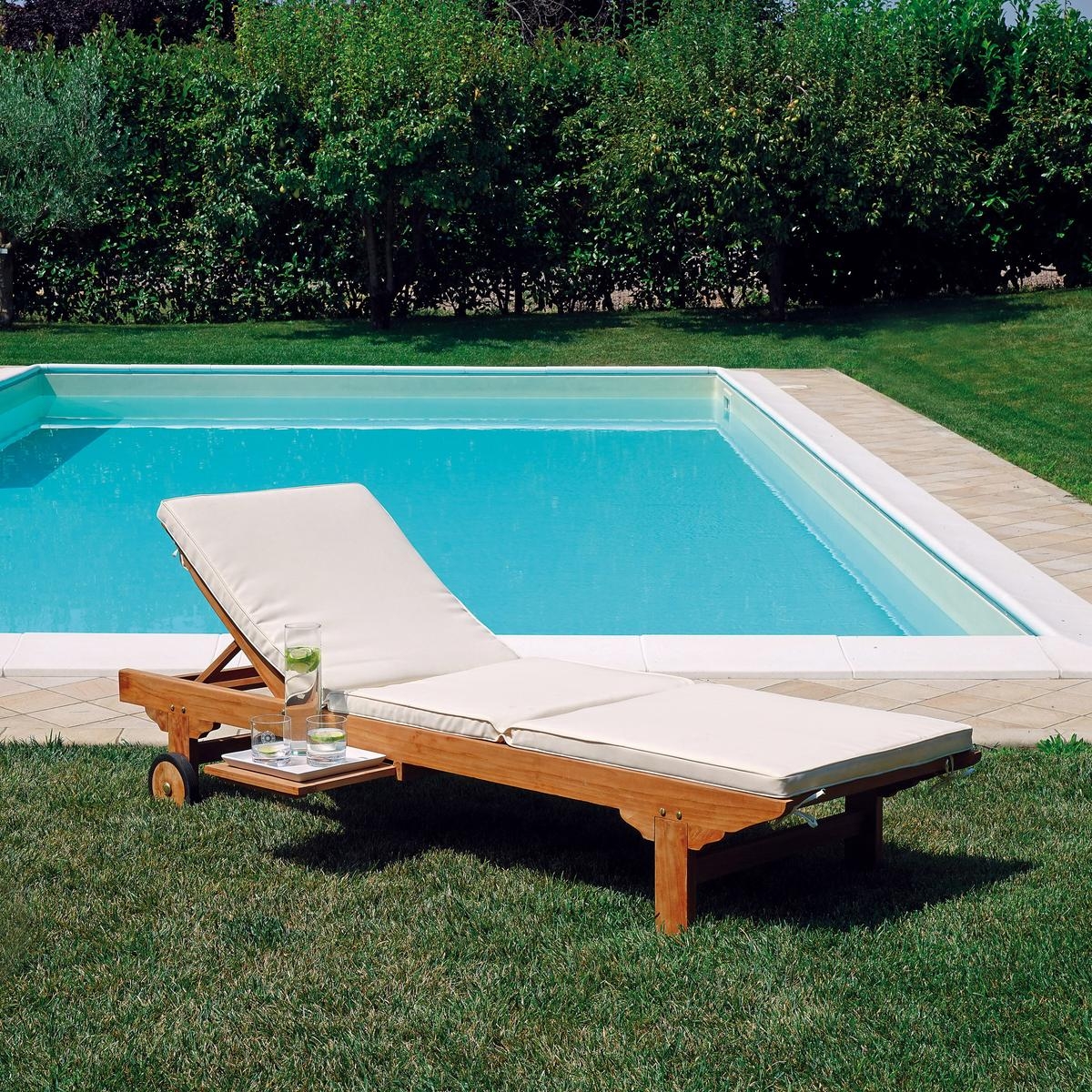 Coussin rembourré pour chaise longue en teck Carloforte Promotion Coussin rembourré pour chaise longue en teck Carloforte Promotion