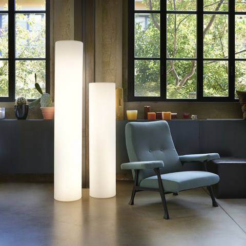 Lampadaire cylindrique lumineux de design moderne Slide Fluo